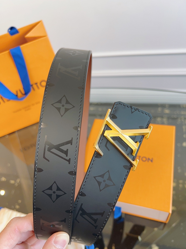 ルイヴィトンベルト角部分ディテール